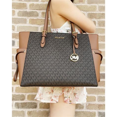 michael kors gilly large|michael kors large jet set.